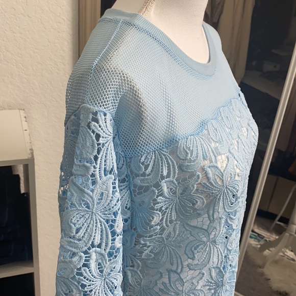 NWT Women’s LOFT Baby Blue Mesh Crochet Blouse Size Small - Picture 3 of 8